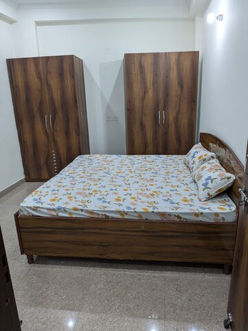 Bedroom in 3 BHK Builder Floor at Unitech Uniworld Resorts-The Residences, Sector 33 – for Rent