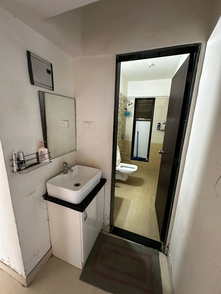 undefined, kalpataru-towers-kandivali 2.5 Bedroom 900 Sq.Ft. Apartment In Kandivali West Mumbai 8126030