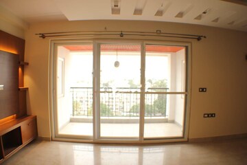 Room in 2 BHK Apartment at Prestige Finsbury Park Hyde, Bagaluru  – for Rent