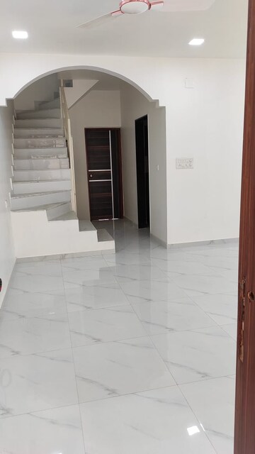 Staircase in 4 BHK Villa at Satellite – for Rent