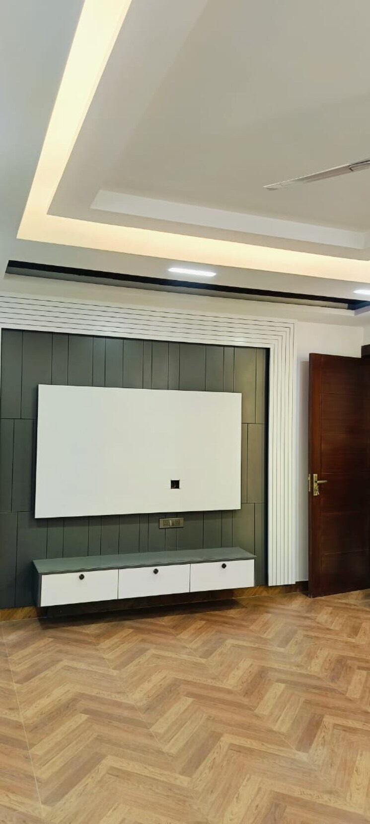 Kitchen, palam-vihar-residents-association 3.5 Bedroom 270 Sq.Yd. Builder Floor In Palam Vihar Gurgaon 8126137