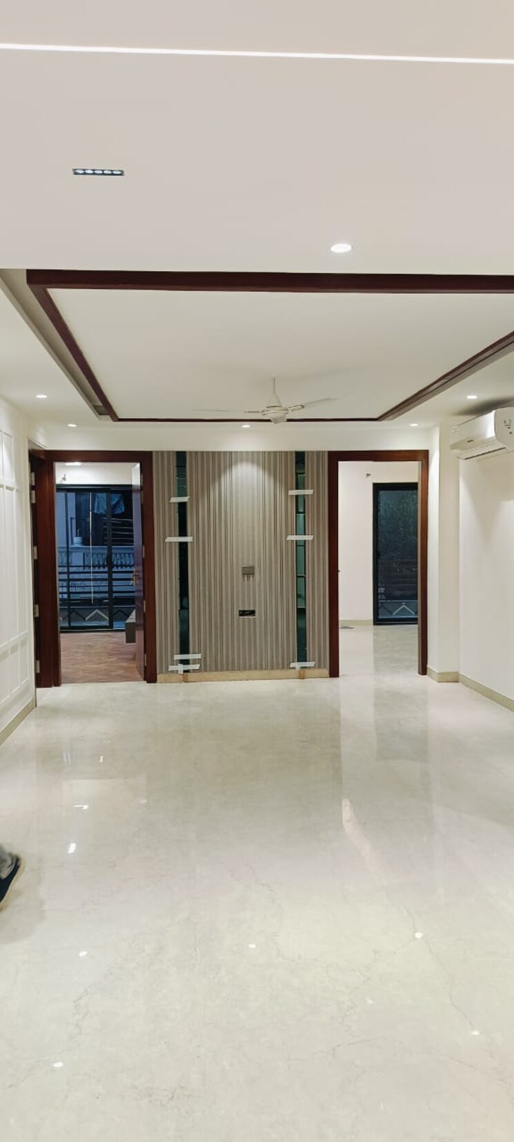 Room, palam-vihar-residents-association 3.5 Bedroom 270 Sq.Yd. Builder Floor In Palam Vihar Gurgaon 8126137