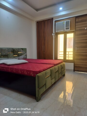 Bedroom in 1 BHK Builder Floor at Palm Residency Chhatarpur, Chattarpur – for Rent