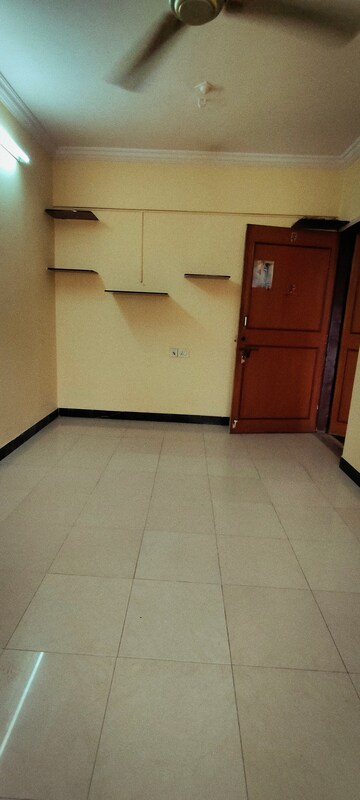 1 BHK Apartment For Rent in Borivali West