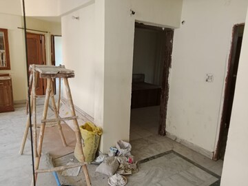 Staircase in 4 BHK Builder Floor at Sector 49 – for Rent