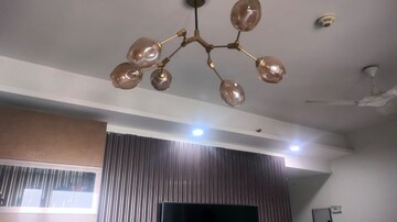 Furnished Amenities in 3 BHK Apartment at Mahagun Mirabella, Sector 79 – for Rent