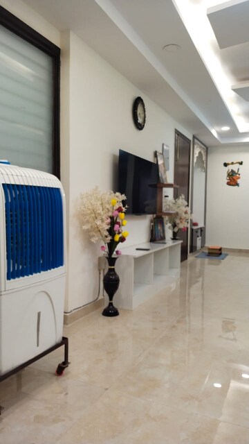 Bathroom in 3 BHK Builder Floor at Fidato Honour Homes, Sector 89 – for Rent