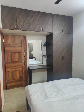 Room in 2 BHK Apartment at Unicca Emporis, Varthur – for Rent
