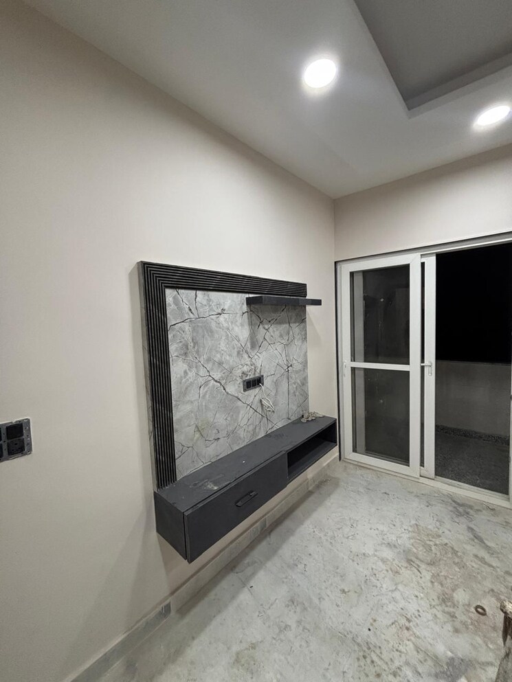 Room, mansarover garden 3 Bedroom 1215 Sq.Ft. Builder Floor In Mansarover Garden Delhi 8126313