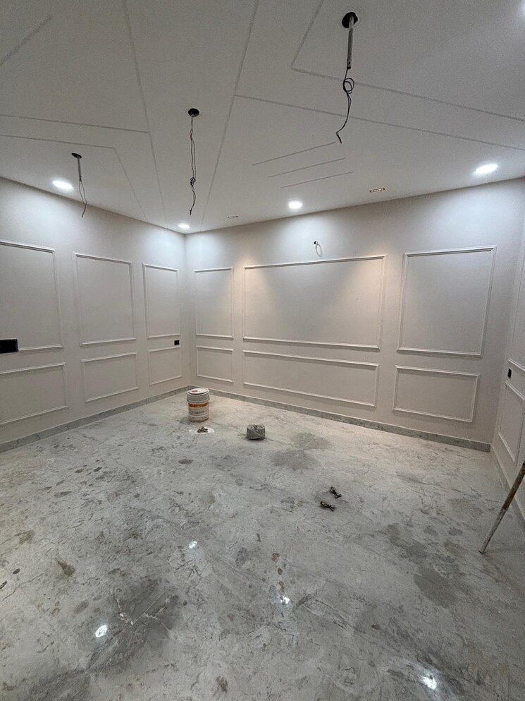 Bathroom, mansarover garden 3 Bedroom 1215 Sq.Ft. Builder Floor In Mansarover Garden Delhi 8126313