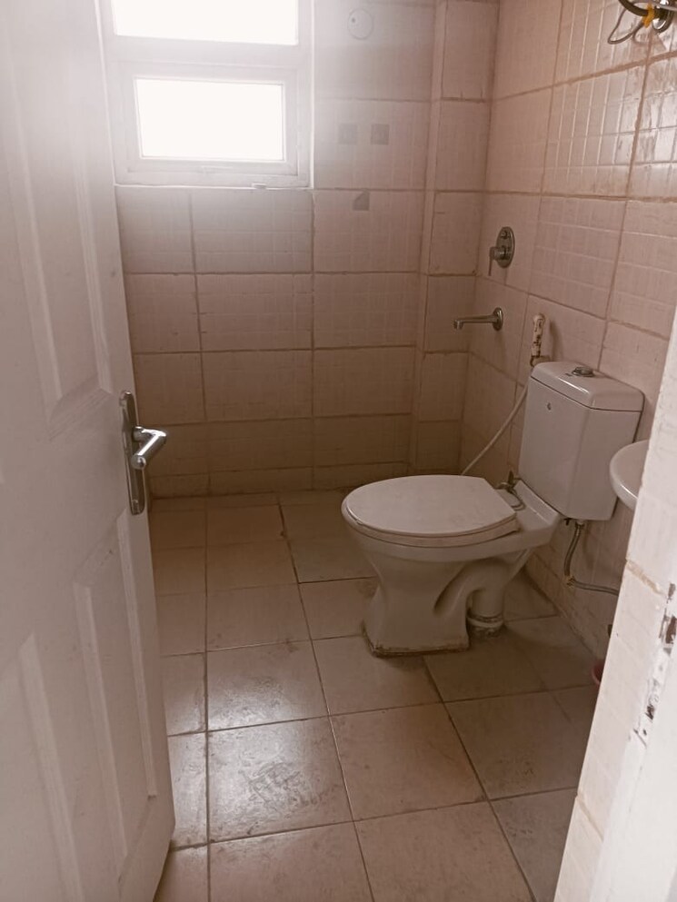 Bathroom, tulip-ace 3 Bedroom 2200 Sq.Ft. Apartment In Sector 89 Gurgaon 8126366
