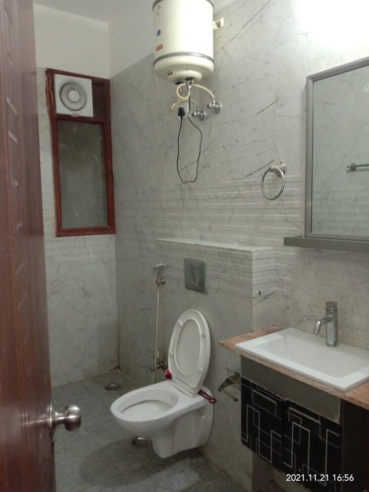 Bathroom, tulip-ace 3 Bedroom 2200 Sq.Ft. Apartment In Sector 89 Gurgaon 8126366