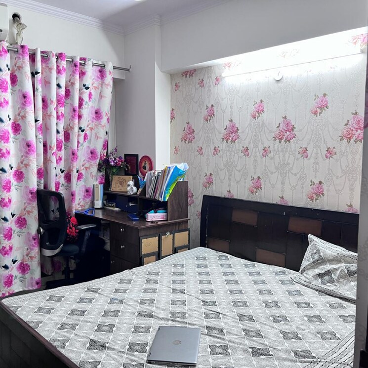 Bedroom, sethi-max-royale 2.5 Bedroom 1105 Sq.Ft. Apartment In Sector 76 Noida 8126319
