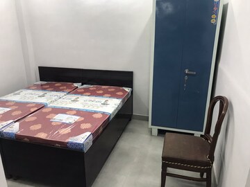 Furnished Amenities in 1.5 BHK Independent House at RWA Apartments Sector 72, Sector 72 – for Rent
