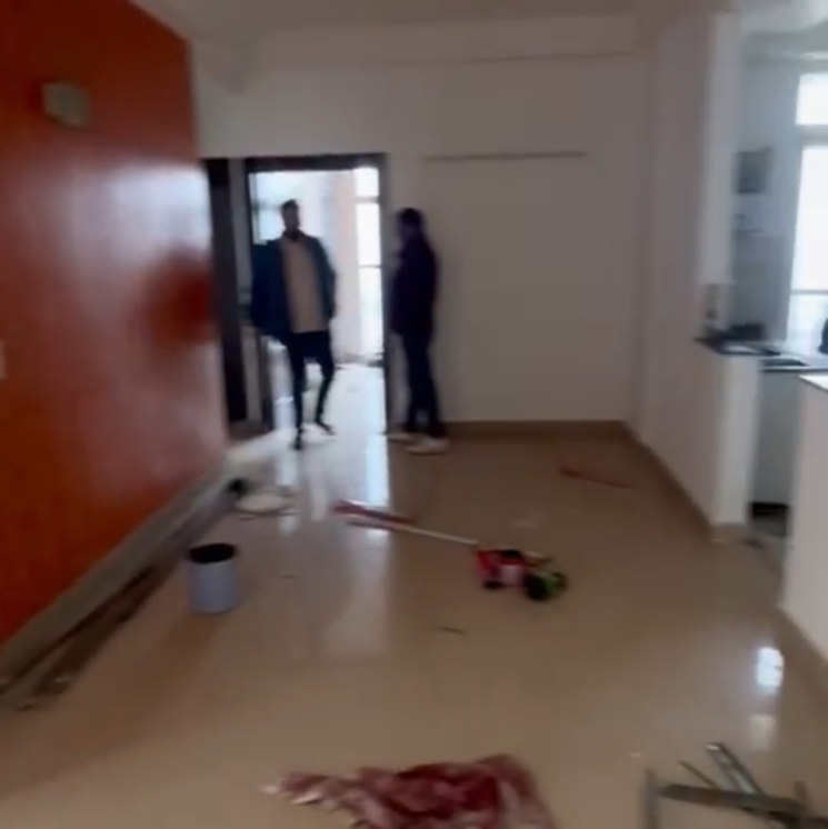 Living Room, amrapali-platinum 3 Bedroom 1625 Sq.Ft. Apartment In Sector 119 Noida 8126335