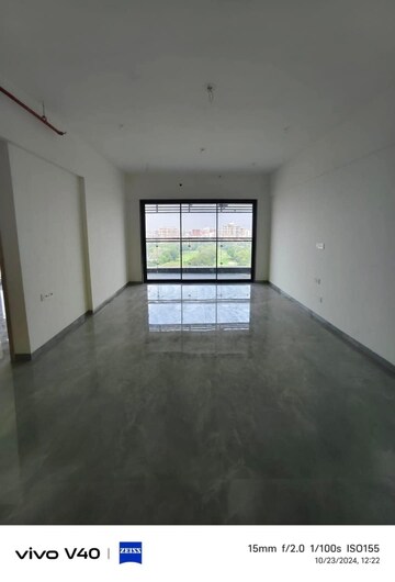 Room in 3 BHK Apartment at Khandeshwar – for Sale