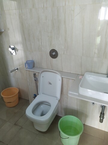 Bathroom in 2.5 BHK Apartment at Cybercity Marina Skies, Hi Tech City – for Rent