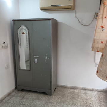 Room in 5 BHK Villa at Ramdev Nagar – for Rent