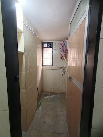 Bathroom in 1 BHK Apartment at Dombivli West – for Rent