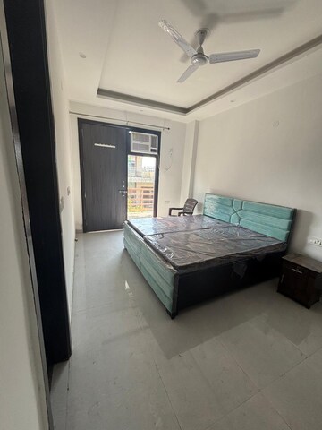 2 BHK Builder Floor For Rent in Sector 52