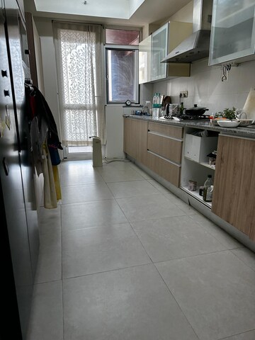 Kitchen in 3 BHK Apartment at DLF Park Place, Sector 54 – for Rent