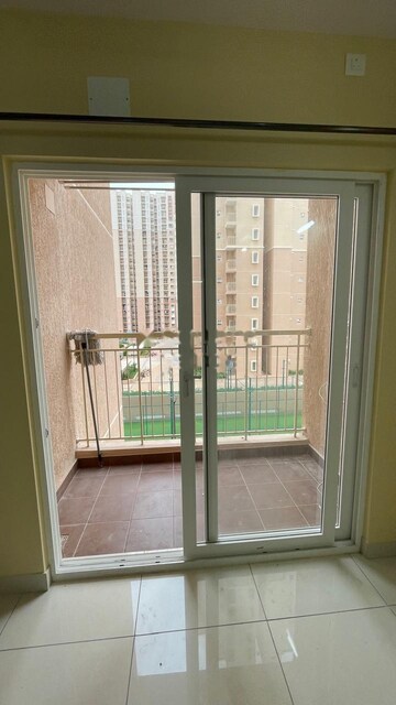 Room in 2 BHK Apartment at Prestige Finsbury Park Hyde, Bagaluru  – for Rent