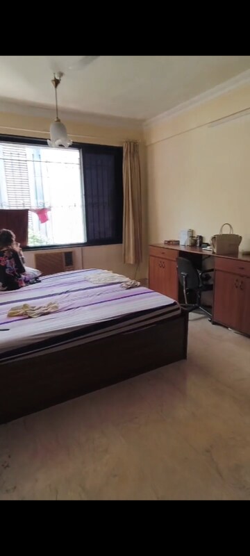Bedroom in 3 BHK Apartment at Himath Ghar Khar West, Khar West – for Rent
