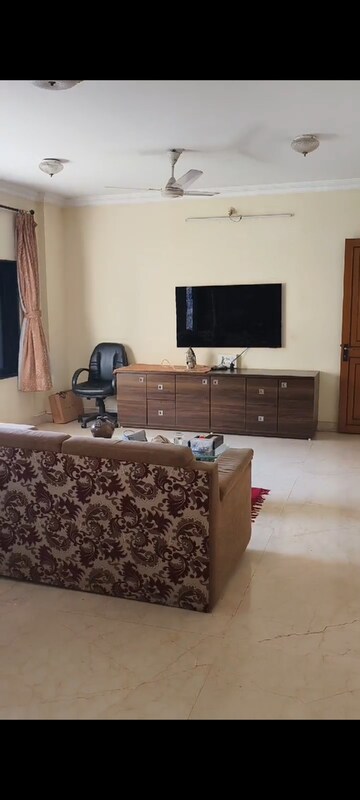 Living Room in 3 BHK Apartment at Himath Ghar Khar West, Khar West – for Rent