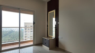 Room in 2 BHK Apartment at Sobha Dream Gardens, Thanisandra Main Road – for Rent
