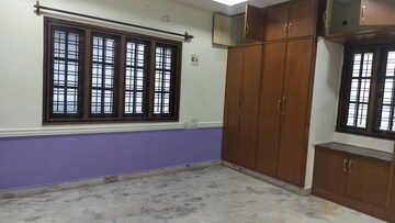 Room in 3 BHK Apartment at Gachibowli – for Rent