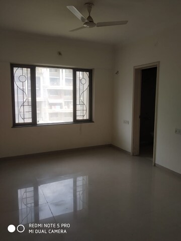 Room in 2 BHK Apartment at Konark Indrayu Enclave II, Mohammadwadi – for Rent