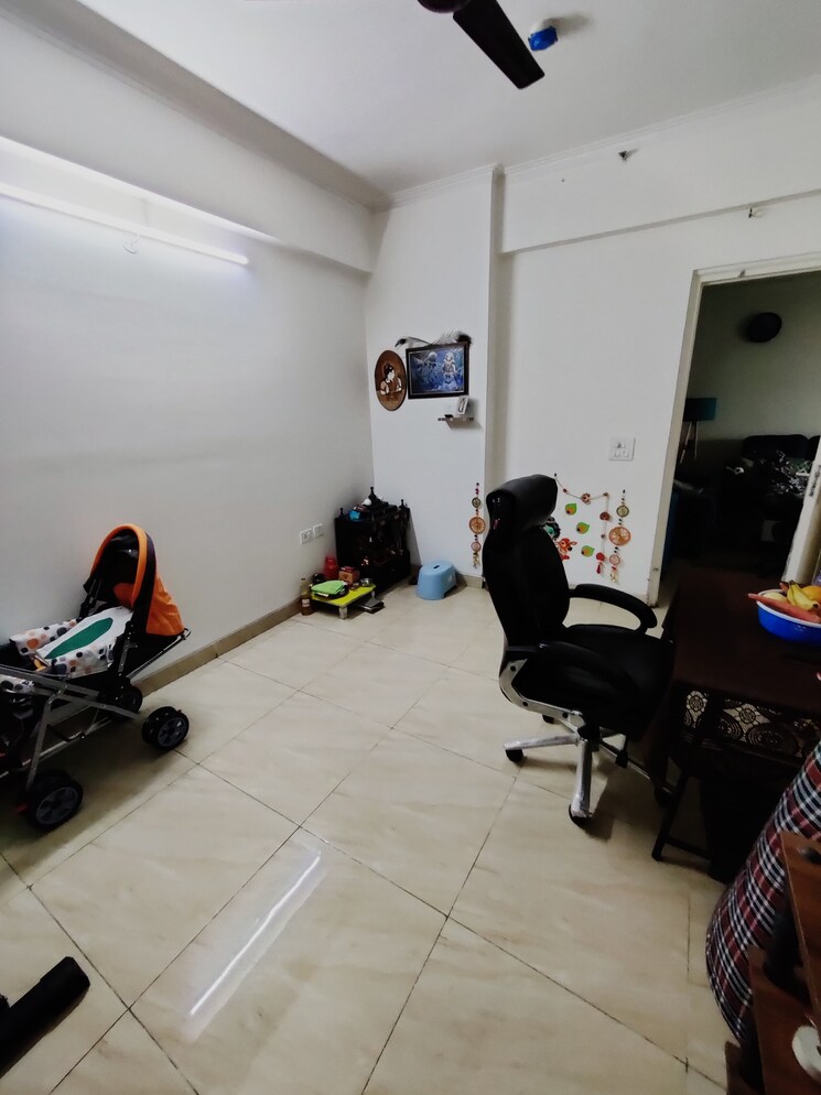  Parking, gaur-city-2-11th-avenue 2 Bedroom 620 Sq.Ft. Apartment In Sector 16c Greater Noida Greater Noida 8126668