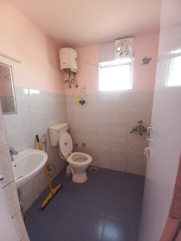 Bathroom in 2 BHK Apartment at Ninex RMG Residency, Sector 37c – for Rent
