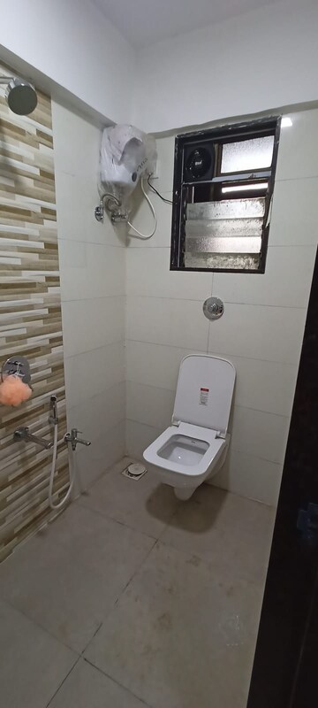 Bathroom in 1.5 BHK Apartment at Vakola – for Rent