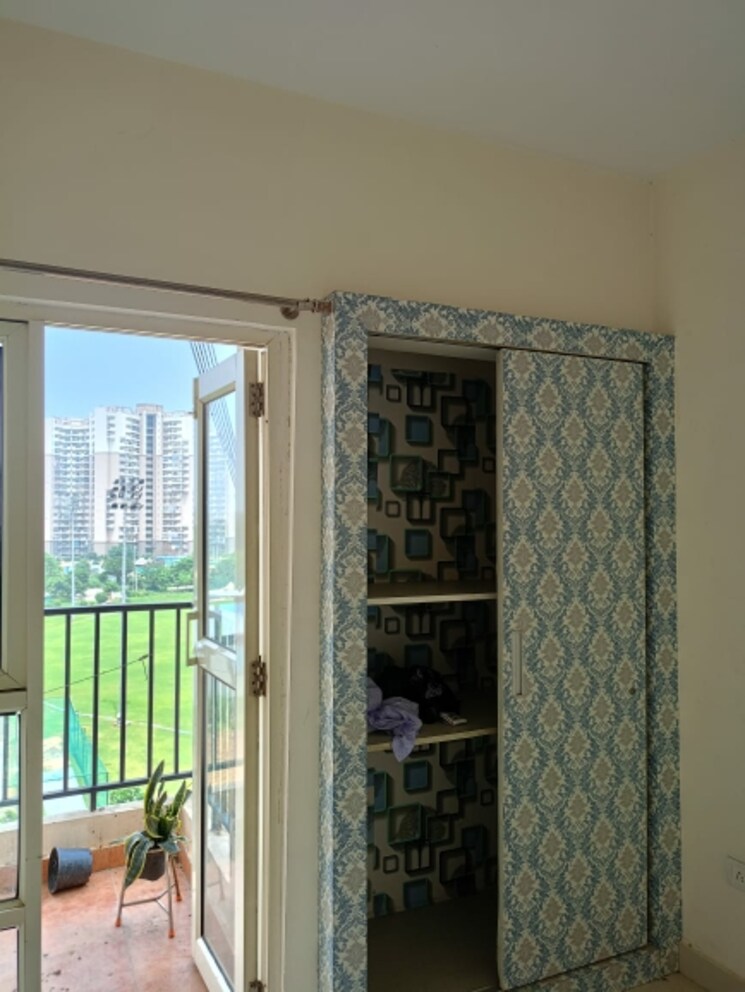 Living Room, gls-avenue-51 3 Bedroom 928 Sq.Ft. Apartment In Sector 92 Gurgaon 8126797