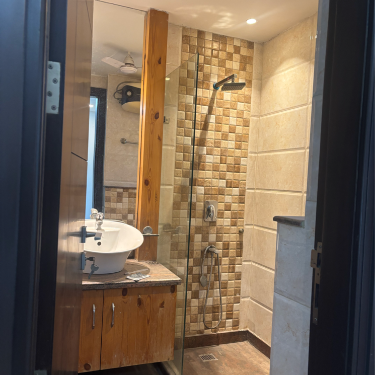 Bathroom, saket 3 Bedroom 2000 Sq.Ft. Builder Floor In Saket Delhi 8126811