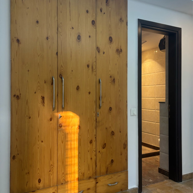 Bathroom, saket 3 Bedroom 2000 Sq.Ft. Builder Floor In Saket Delhi 8126811