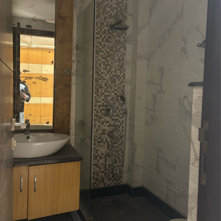 Bathroom, saket 3 Bedroom 2000 Sq.Ft. Builder Floor In Saket Delhi 8126811