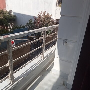 Balcony in 1 BHK Builder Floor at Chattarpur – for Rent