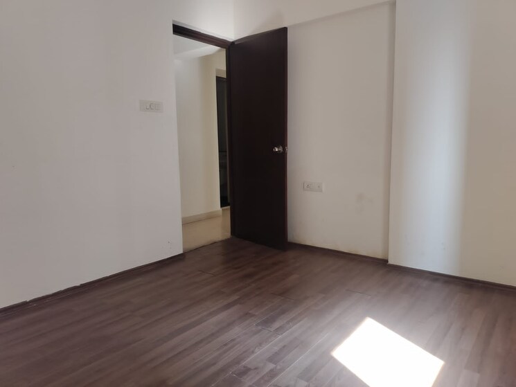 Room, lodha-splendora 3 Bedroom 952 Sq.Ft. Apartment In Ghodbunder Road Thane 8126825