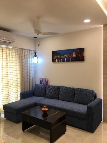 2 BHK Apartment For Rent in Lodha Amara, Kolshet Road