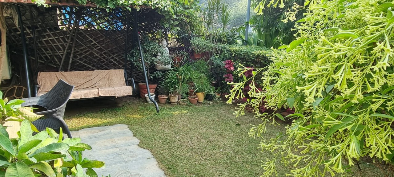 6+ BHK + Servant Room Villa For Sale in Unitech Nirvana Country Aspen Greens