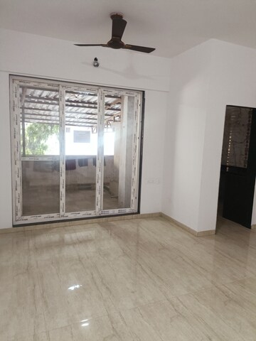 Room in 2 BHK Apartment at Samrin Heritage, Panch Pakhadi – for Sale