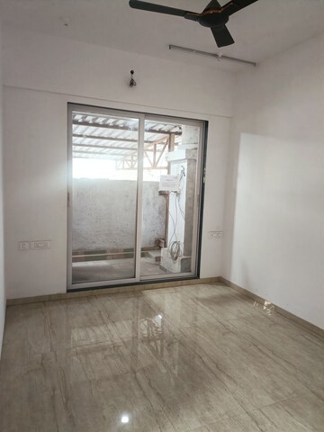 Room in 2 BHK Apartment at Samrin Heritage, Panch Pakhadi – for Sale