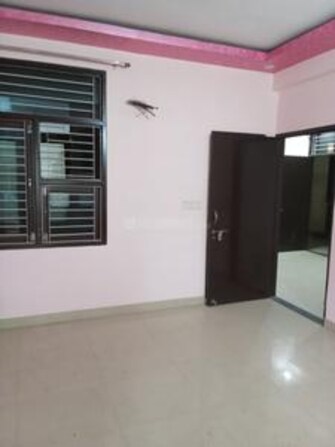 2 BHK Builder Floor For Resale in Laxmi Nagar Delhi  8126838