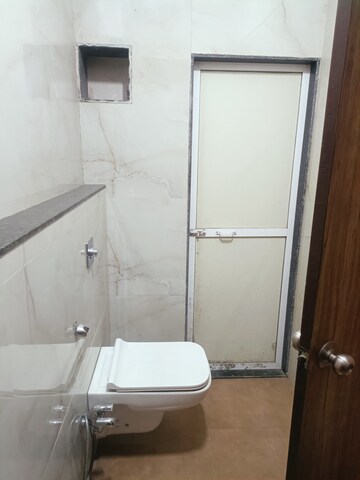 Bathroom in 3 BHK Apartment at Samrin Heritage, Panch Pakhadi – for Sale
