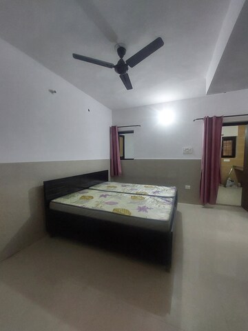 Room in 1 BHK Apartment at Sarita Vihar – for Rent