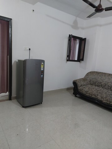 Furnished Amenities in 1 BHK Apartment at Sarita Vihar – for Rent