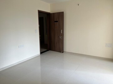 Room in 2 BHK Apartment at 5 Star Royal Grande, Wakad – for Rent
