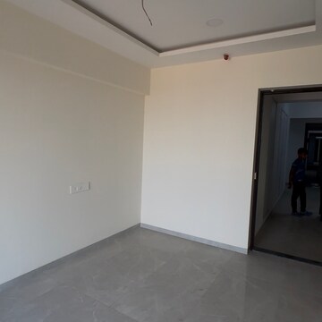 Room in 1 BHK Apartment at Shree Ostwal Horizon, Mira Road – for Rent